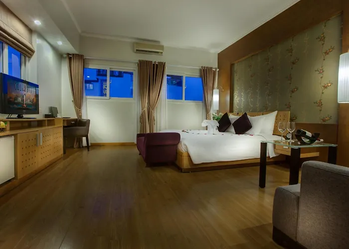 Eliana Ruby Hotel & Travel